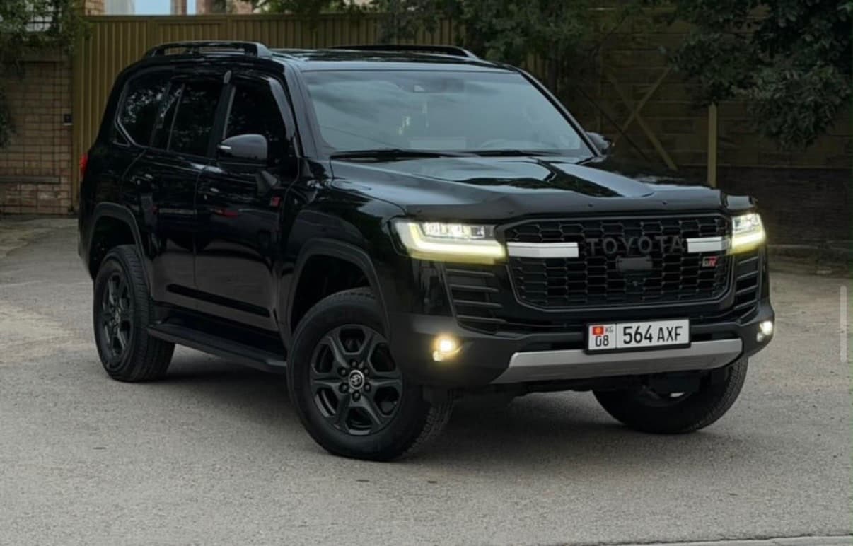Toyota Land Cruiser 300 2022, Бишкек