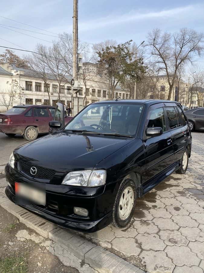 Mazda Demio 2001, Бишкек