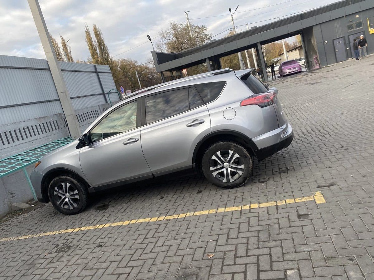 Toyota RAV4 2018, Бишкек