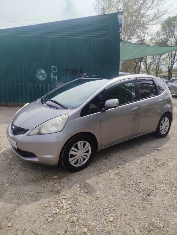 Honda Jazz 2010, Кызыл-кия