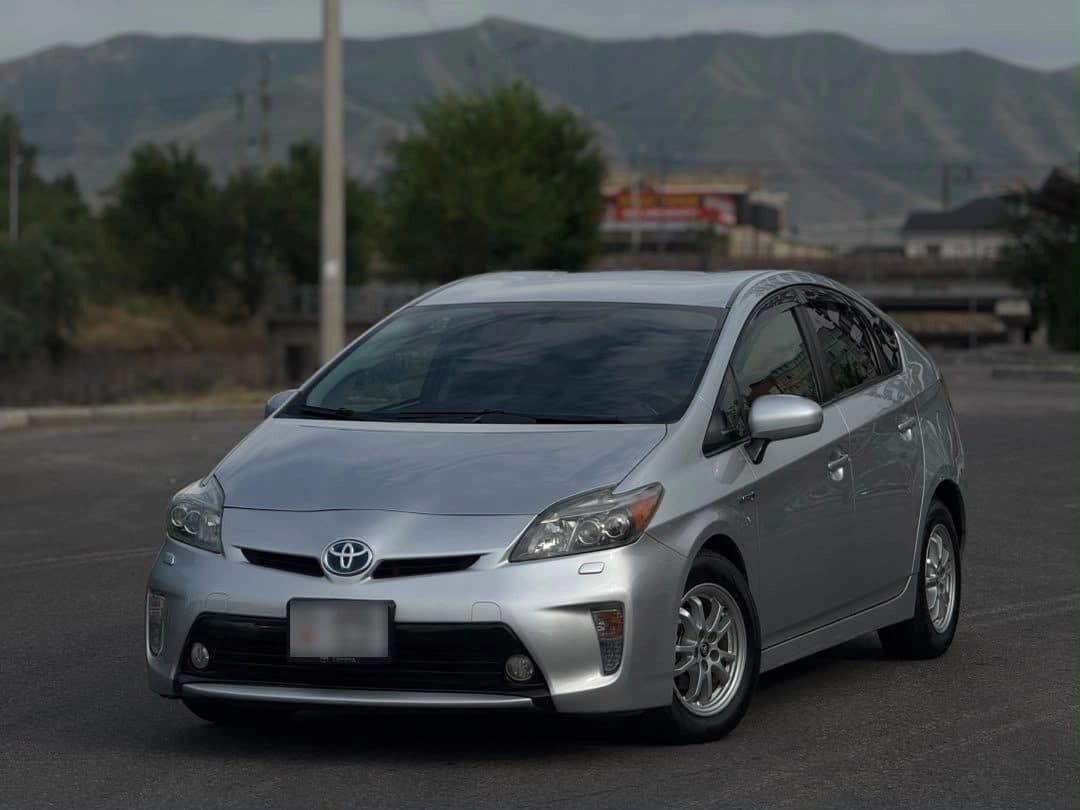 Toyota Prius 2012, Бишкек