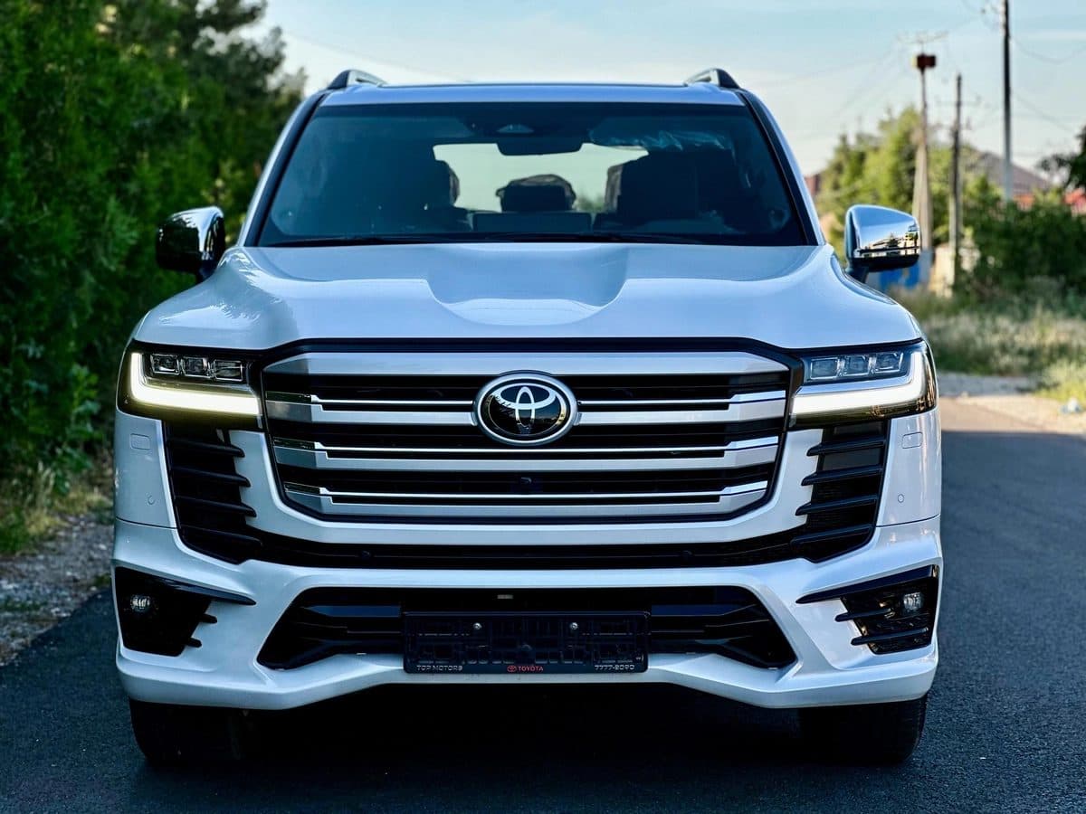 Toyota Land Cruiser 300 2025, Бишкек