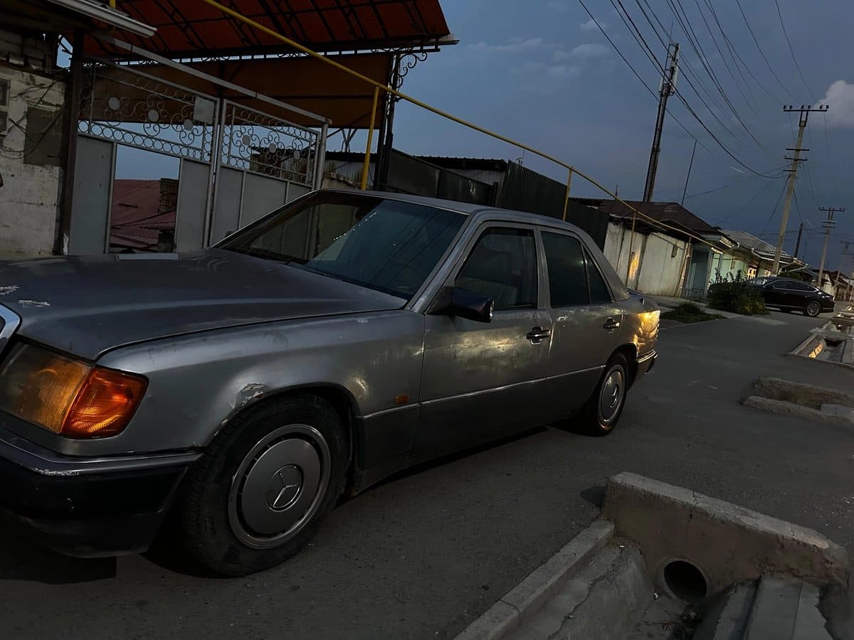 Mercedes-Benz W124 1991, Ош