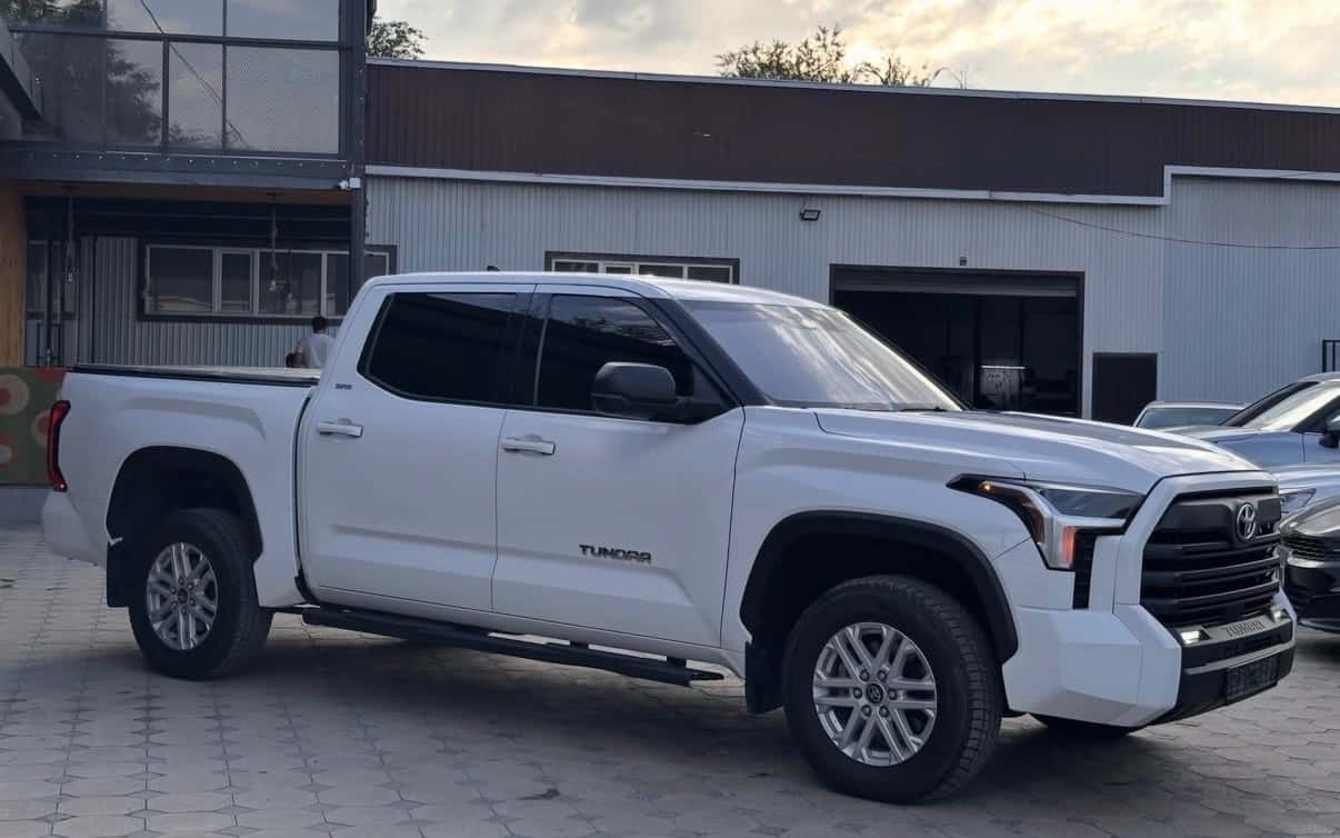 Toyota Tundra 2021, Бишкек