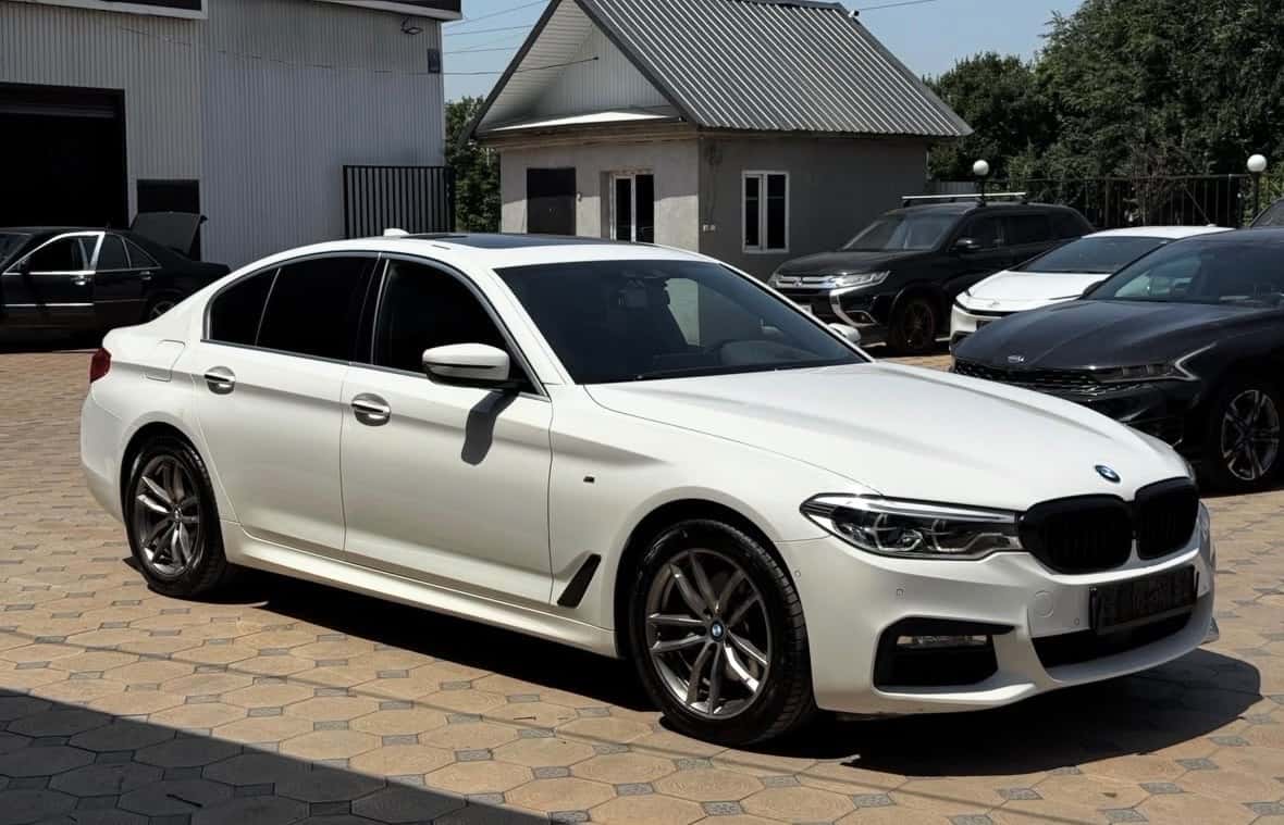 BMW 5 Series 2018, Бишкек