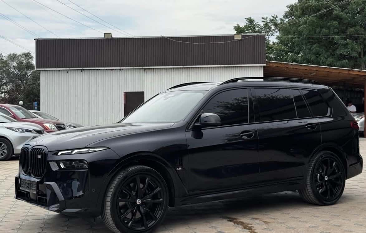 BMW X7 2022, Бишкек