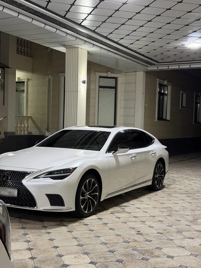 Lexus LS 2023, Бишкек