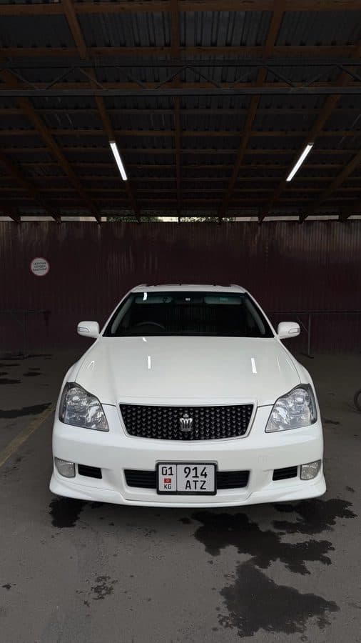 Toyota Crown 2006, Бишкек