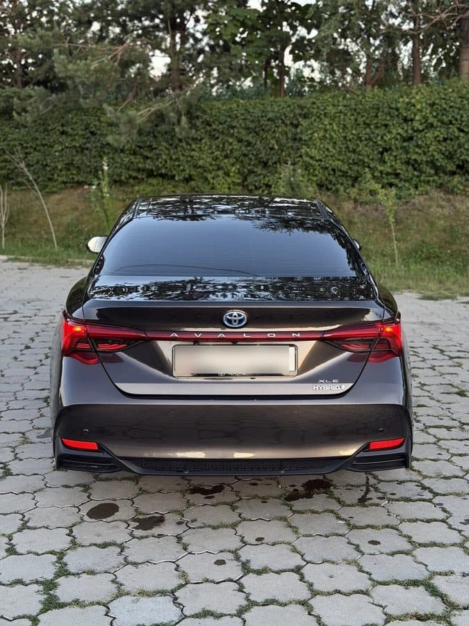 Toyota Avalon 2019, Бишкек