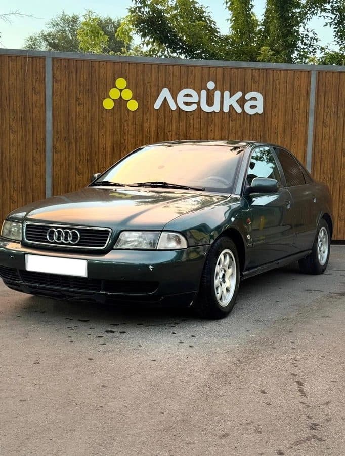 Audi A4 1995, Бишкек