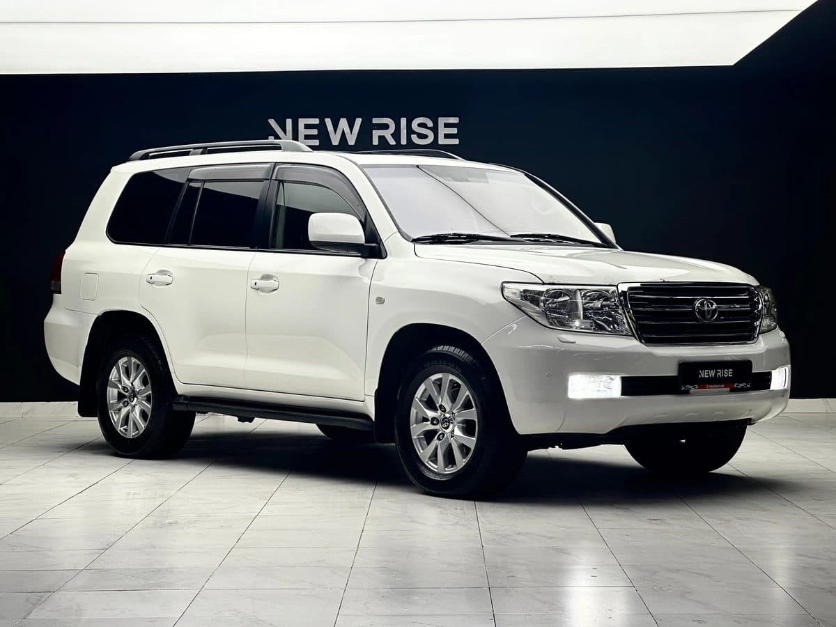 Toyota Land Cruiser 200 2008, Бишкек