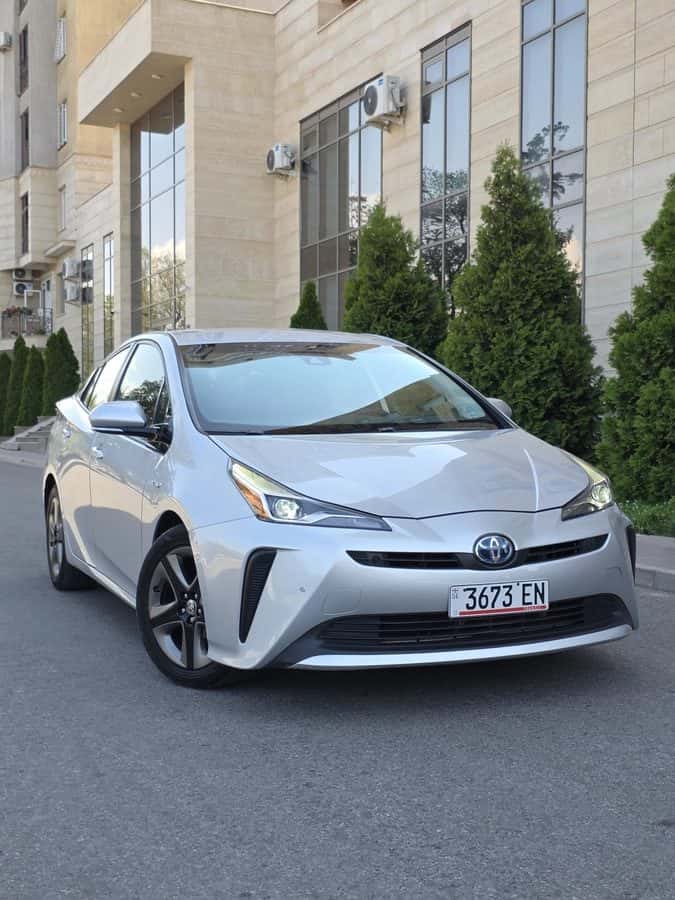 Toyota Prius 2019, Бишкек