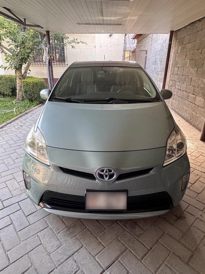Toyota Prius 2012, Бишкек