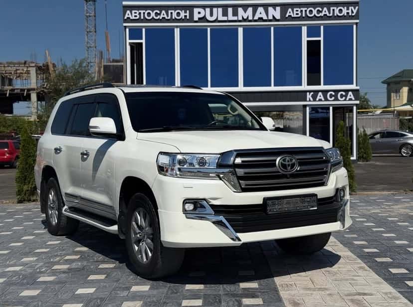 Toyota Land Cruiser 200 2016, Бишкек