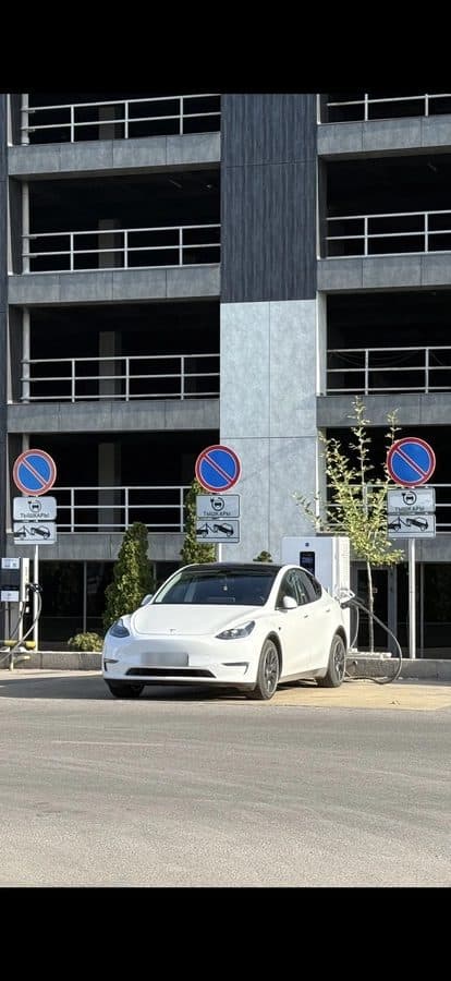 Tesla Model Y 2020, Бишкек