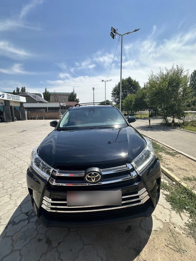 Toyota Highlander 2018, Бишкек