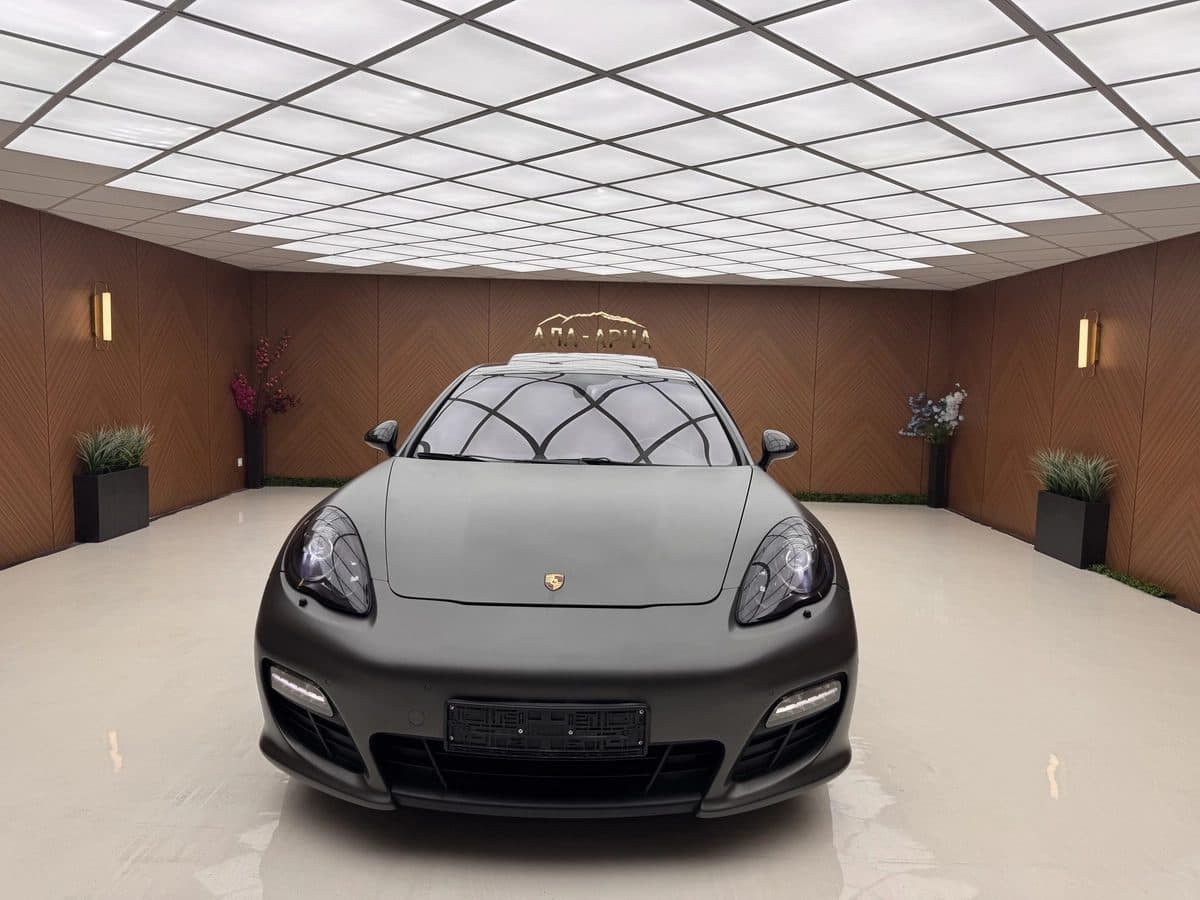 Porsche Panamera 2011, Бишкек