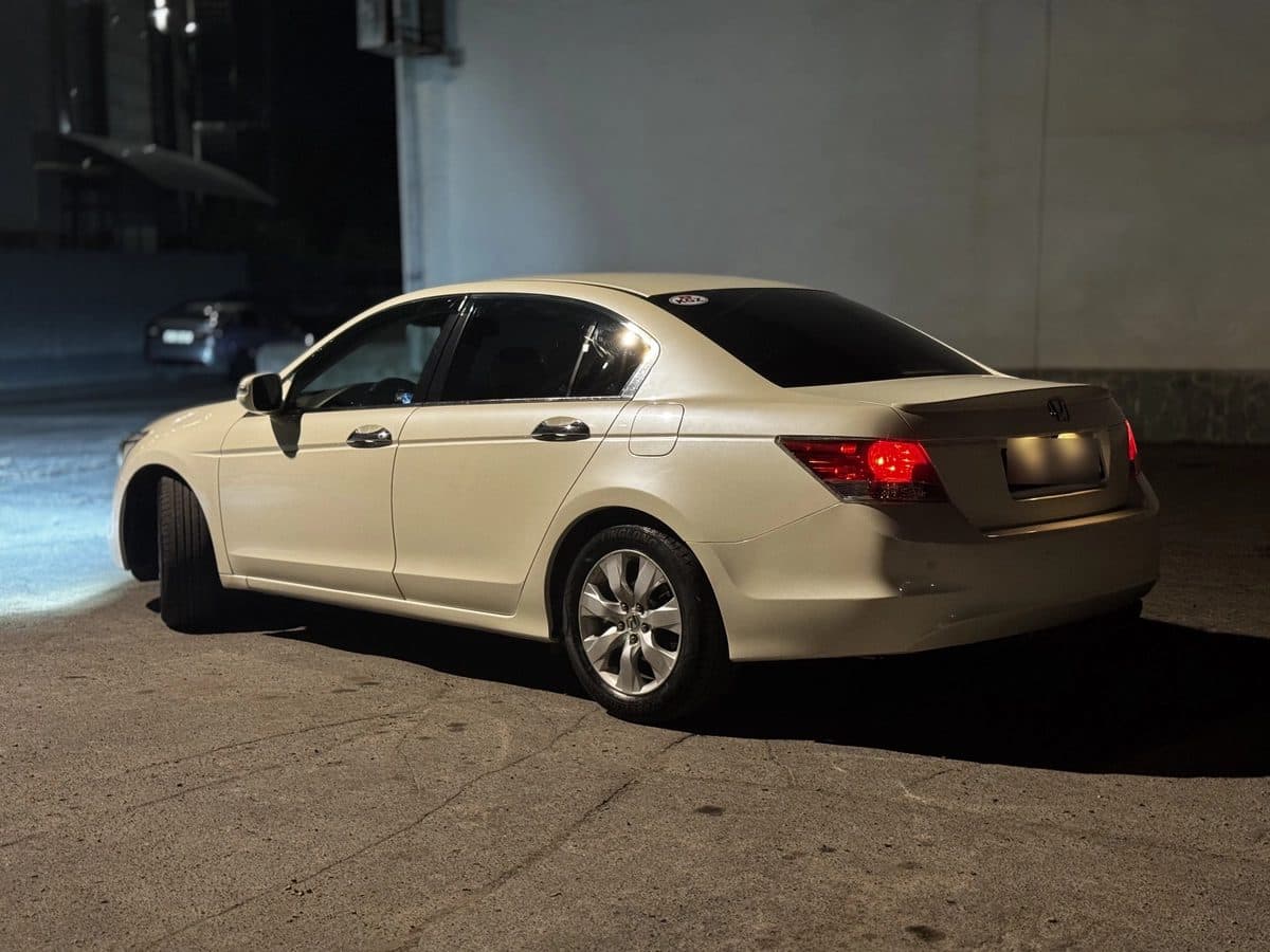 Honda Accord 2009, Бишкек
