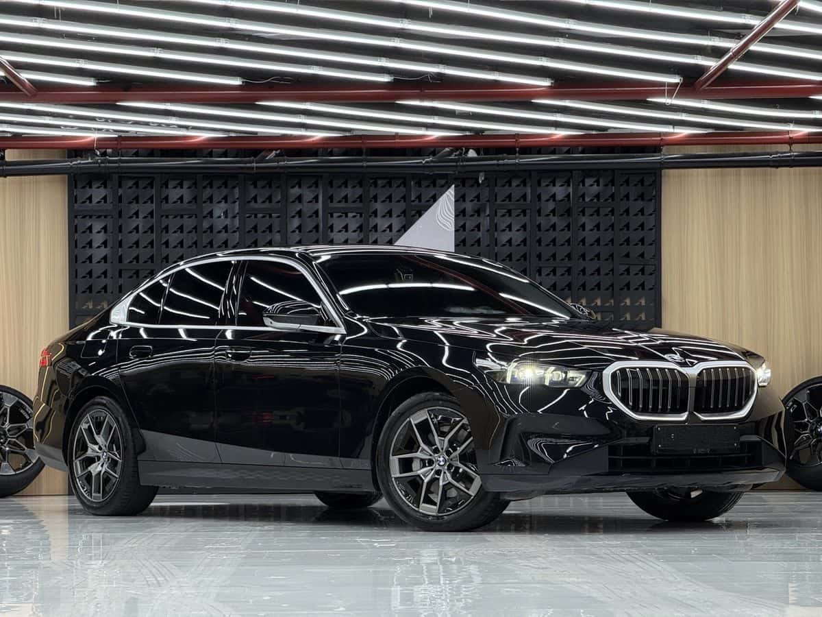 BMW 5 Series 2025, Бишкек