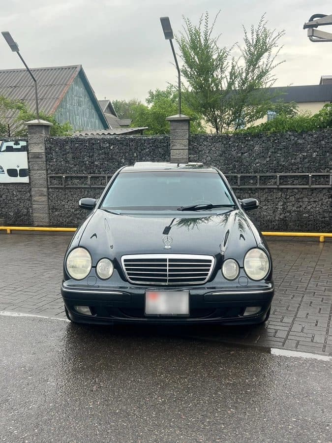 Mercedes-Benz E-Class 2000, Бишкек