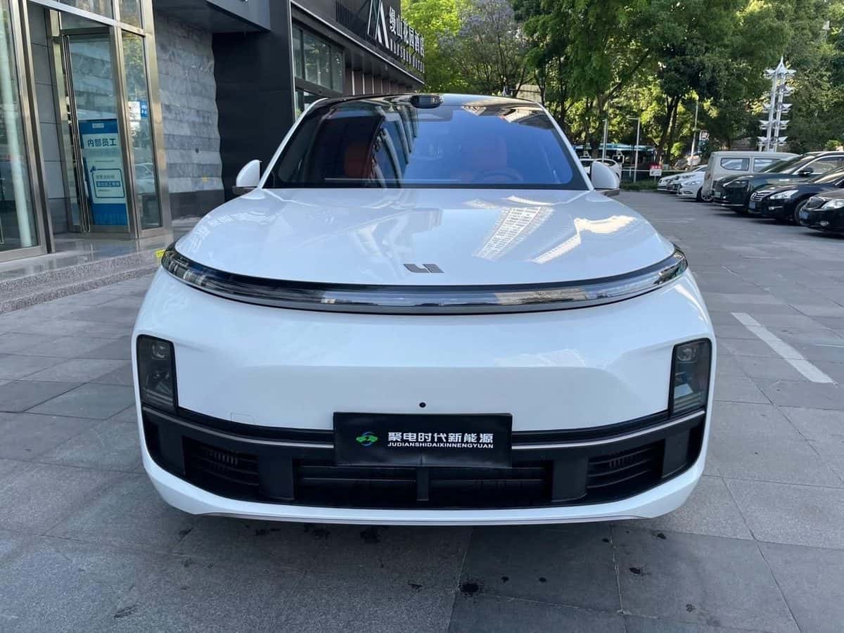 Li Auto (LiXiang) L9 2025, Бишкек