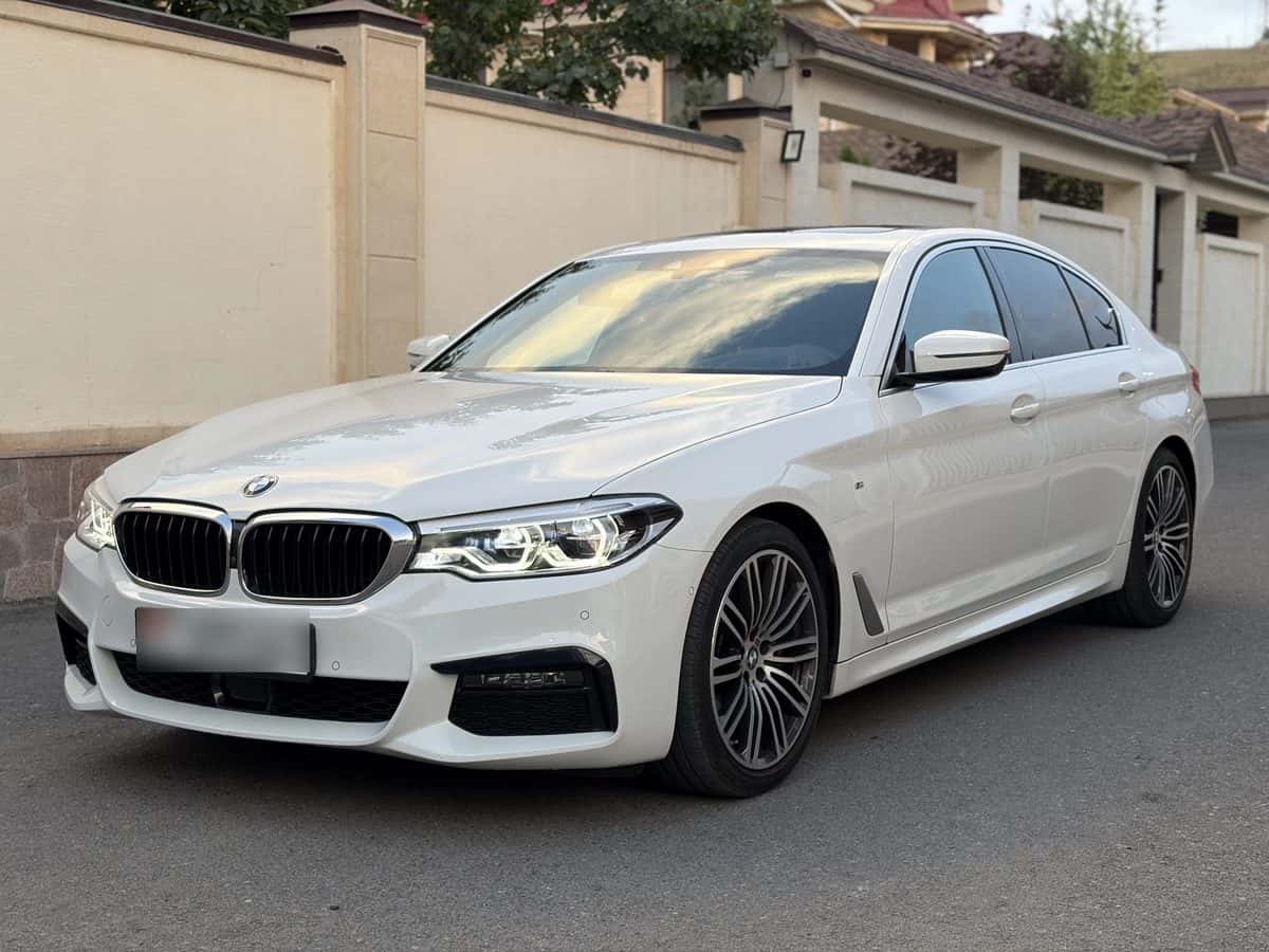 BMW 5 Series 2020, Бишкек