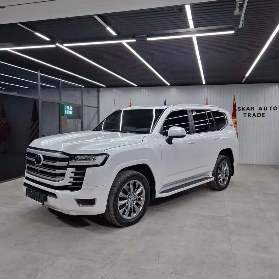 Toyota Land Cruiser 300 2022, Бишкек