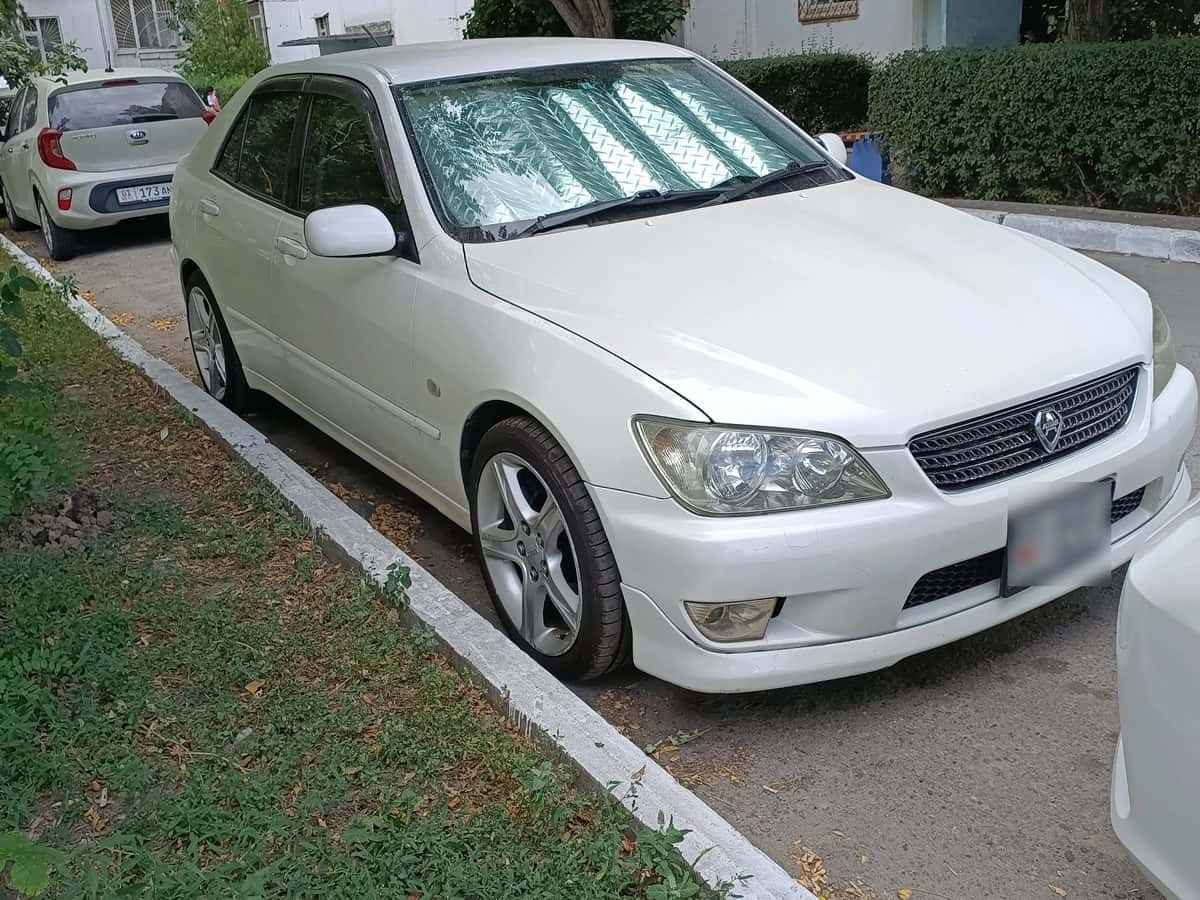 Toyota Altezza 2002, Бишкек