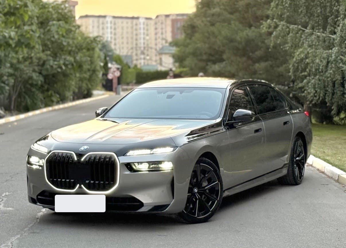 BMW 7 Series 2023, Бишкек