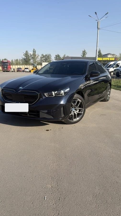 BMW i5 2024, Ош