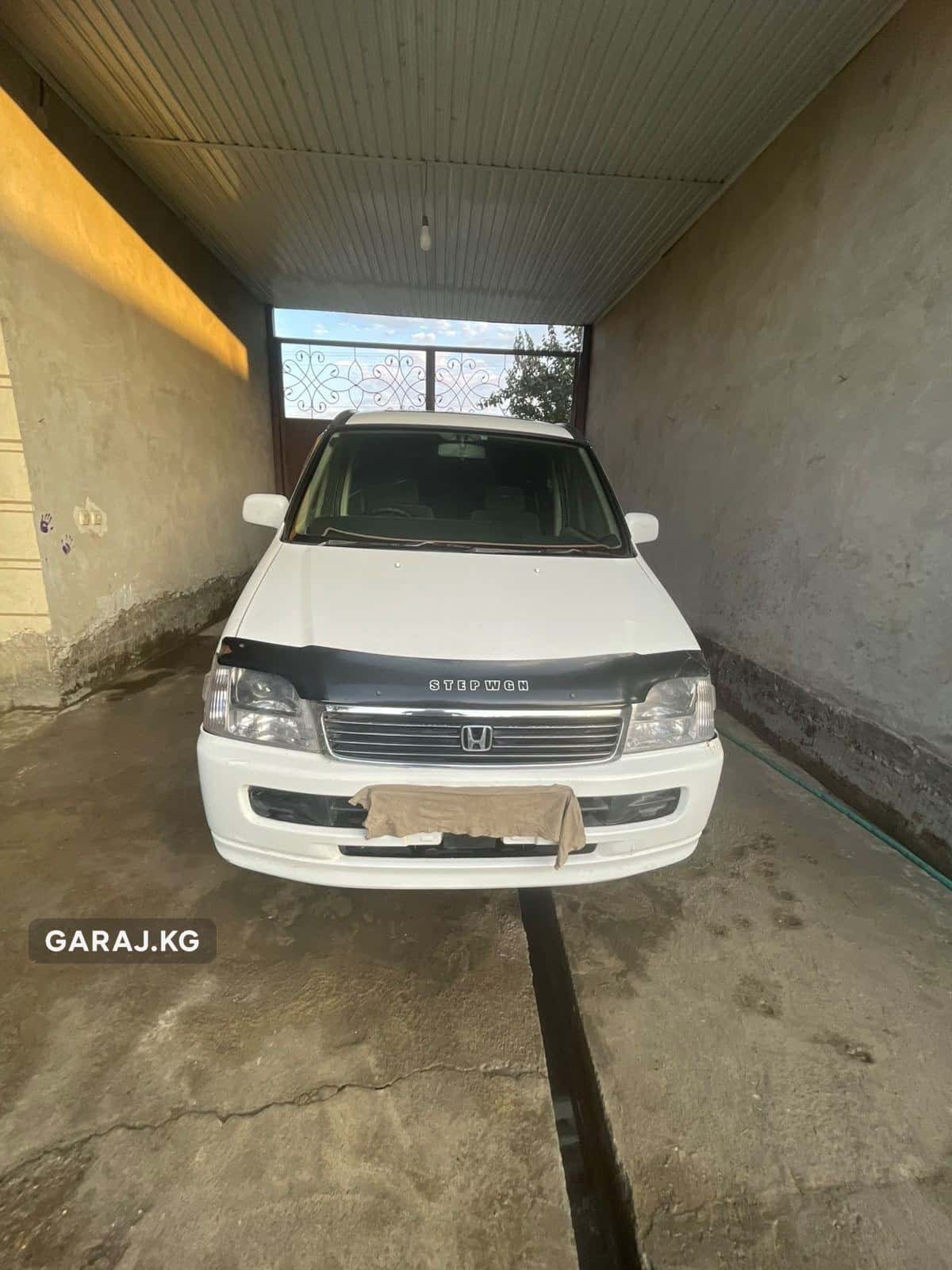 Honda Stepwgn 1999, Ош