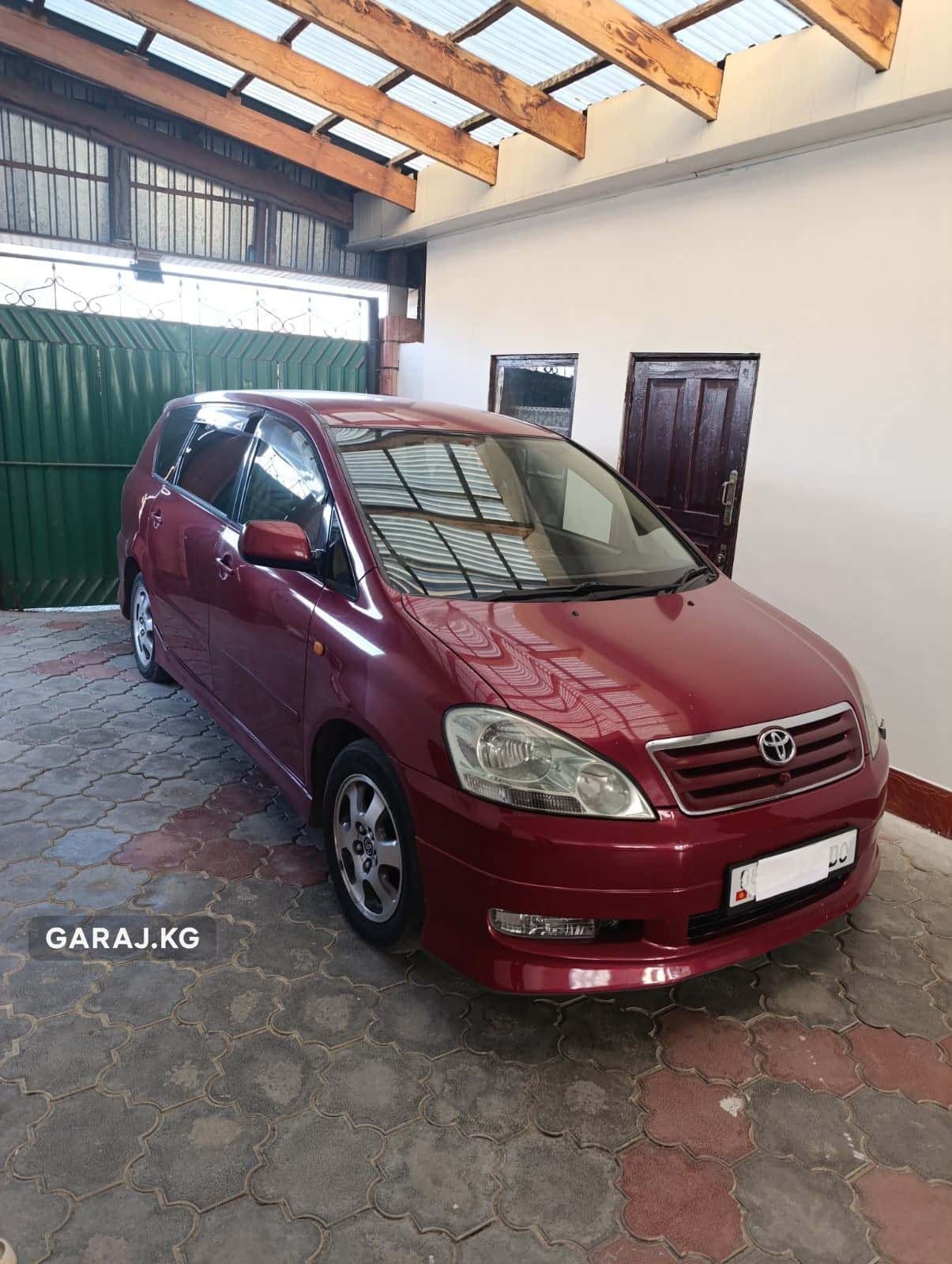 Toyota Ipsum 2003, Бишкек