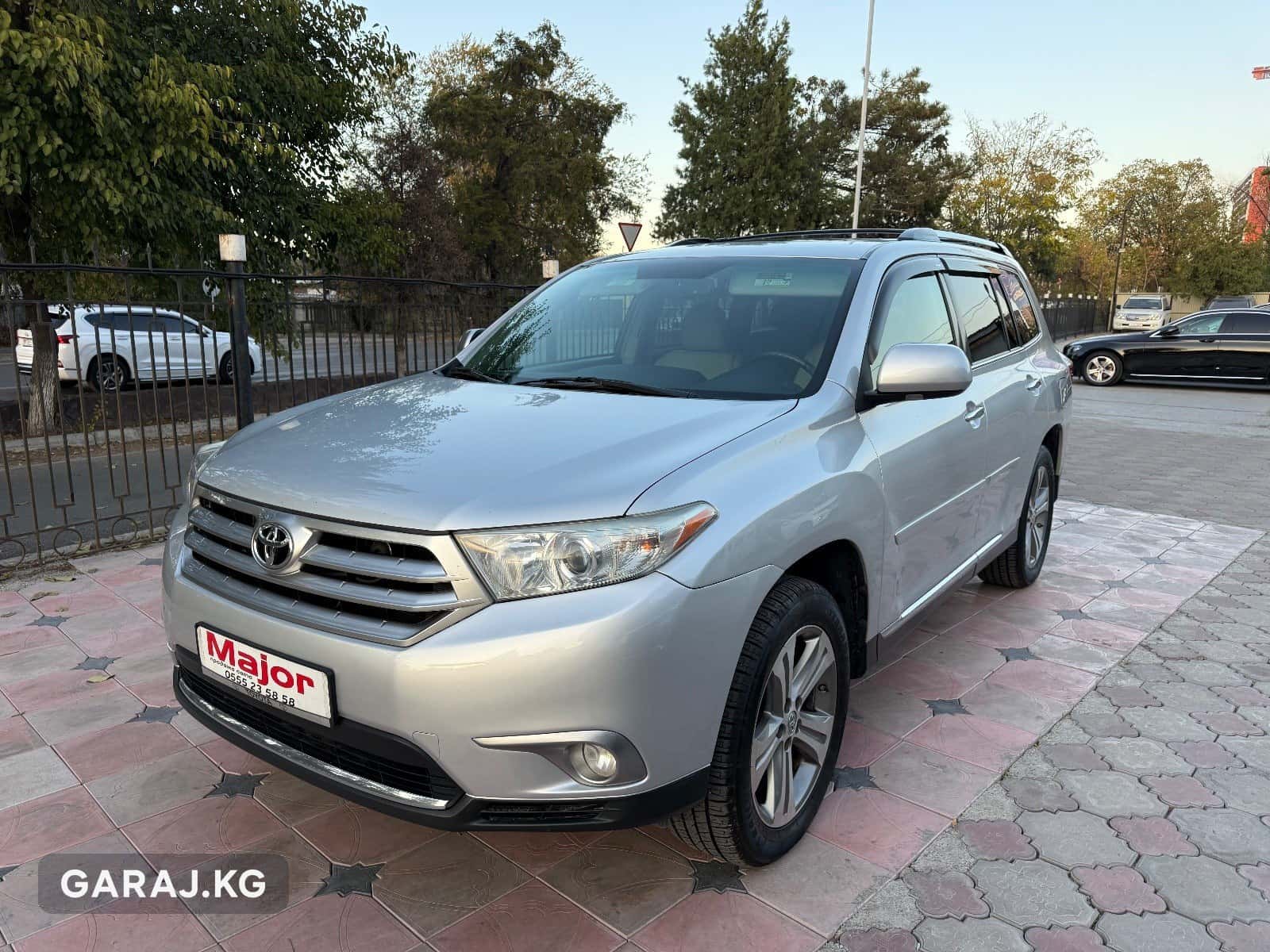 Toyota Highlander 2011, Бишкек