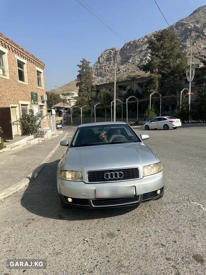 Audi A4 2002, Бишкек