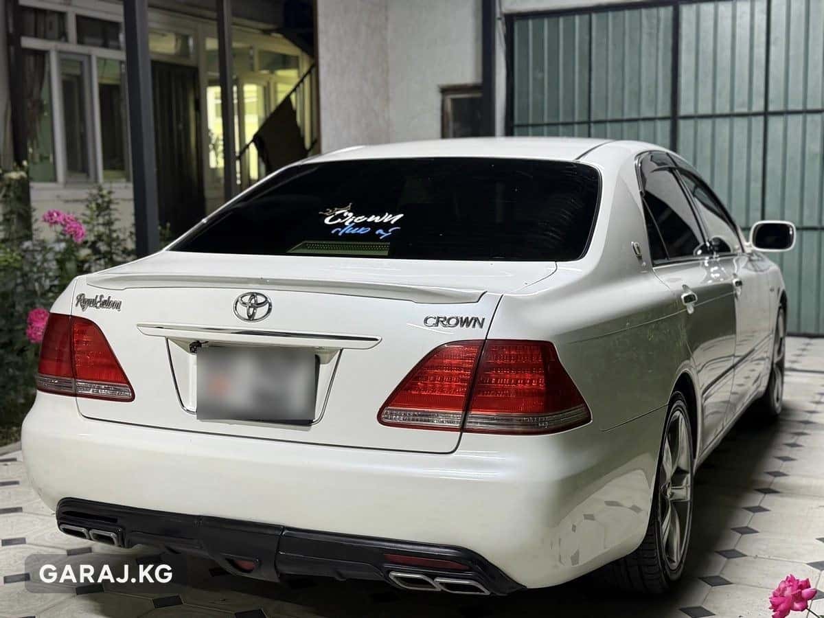 Toyota Crown 2004, Бишкек