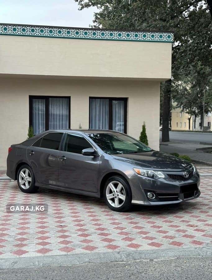 Toyota Camry 2014, Бишкек