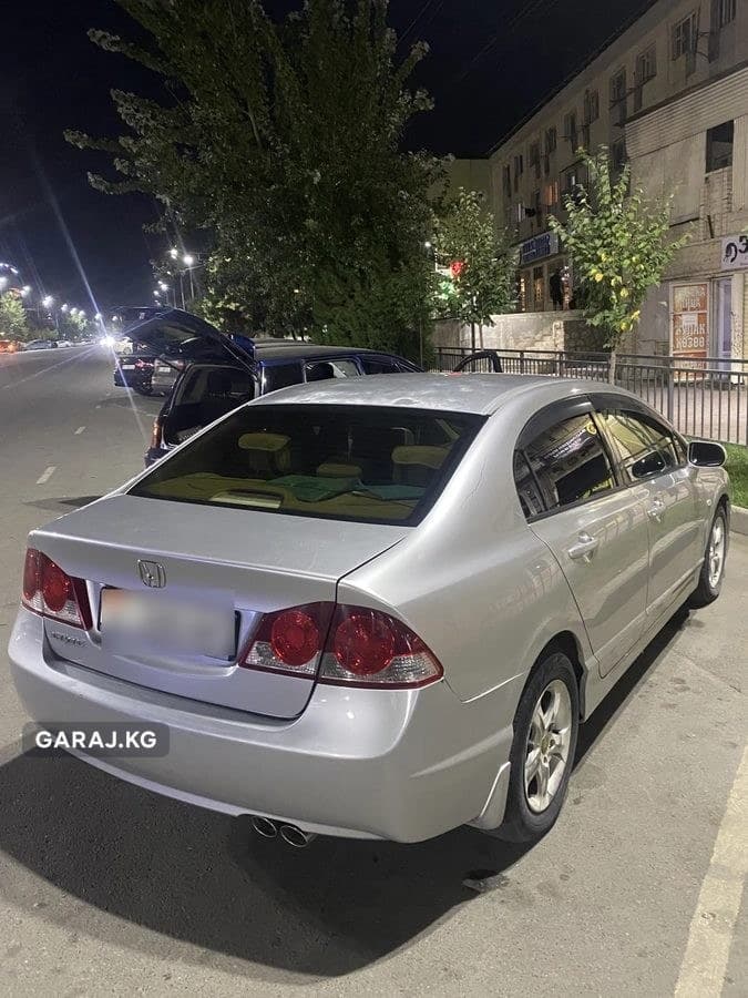 Honda Civic 2005, Ош