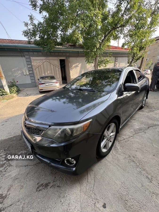 Toyota Camry 2012, Ош