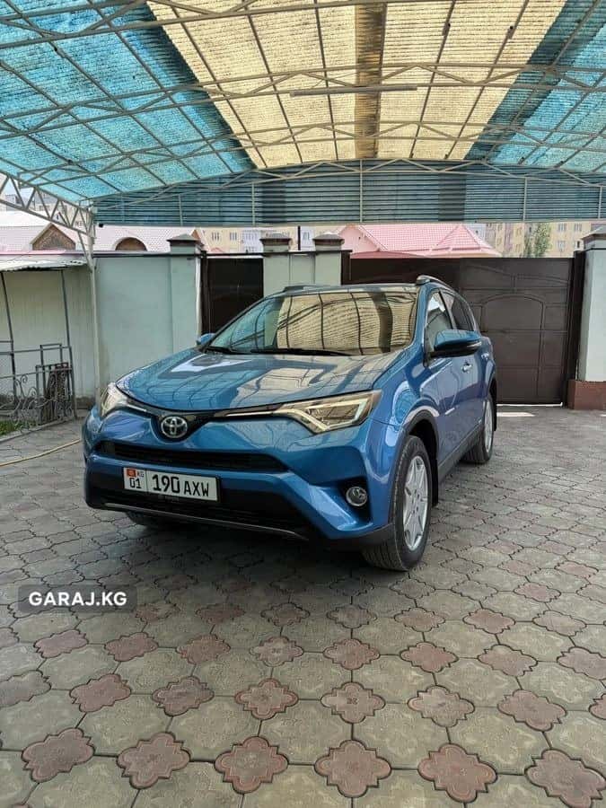 Toyota RAV4 2017, Бишкек