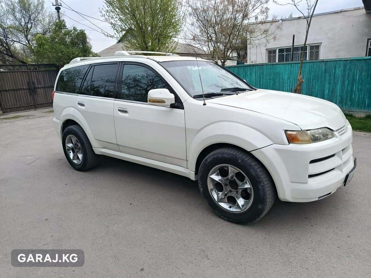 Isuzu Axiom 2002, Бишкек