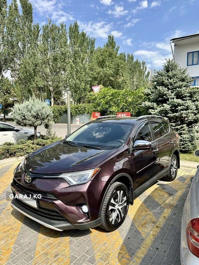 Toyota RAV4 2017, Бишкек