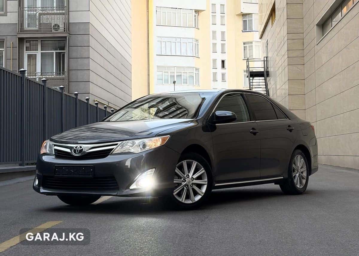 Toyota Camry 2013, Бишкек