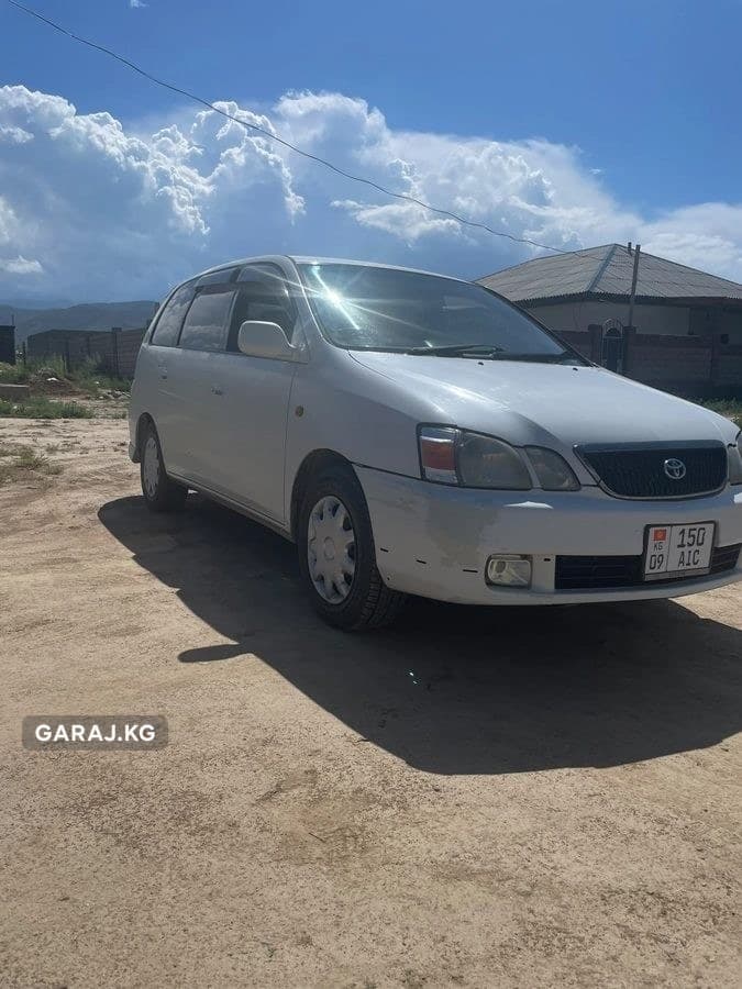 Toyota Gaia 2003, Бишкек