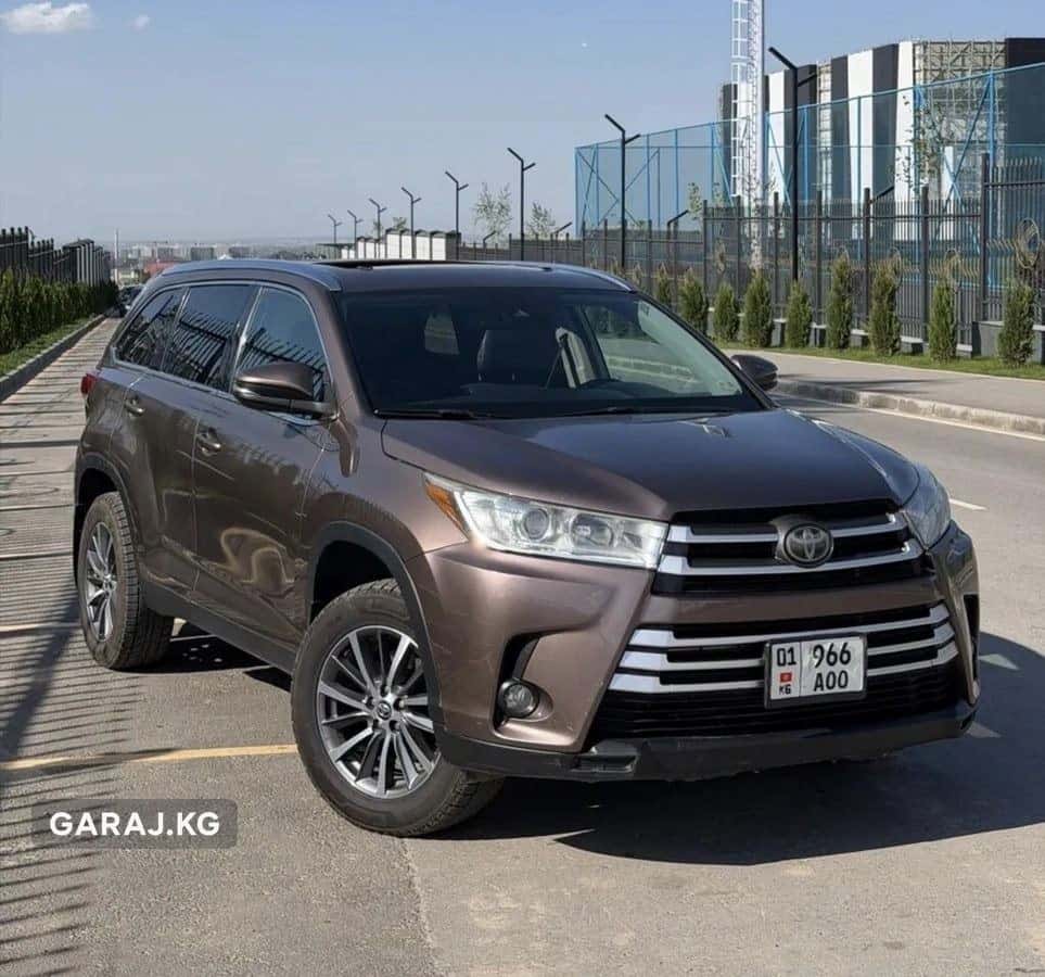 Toyota Highlander 2018, Бишкек