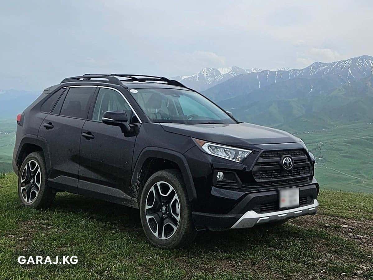 Toyota RAV4 2019, Бишкек