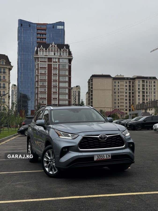 Toyota Highlander 2023, Бишкек