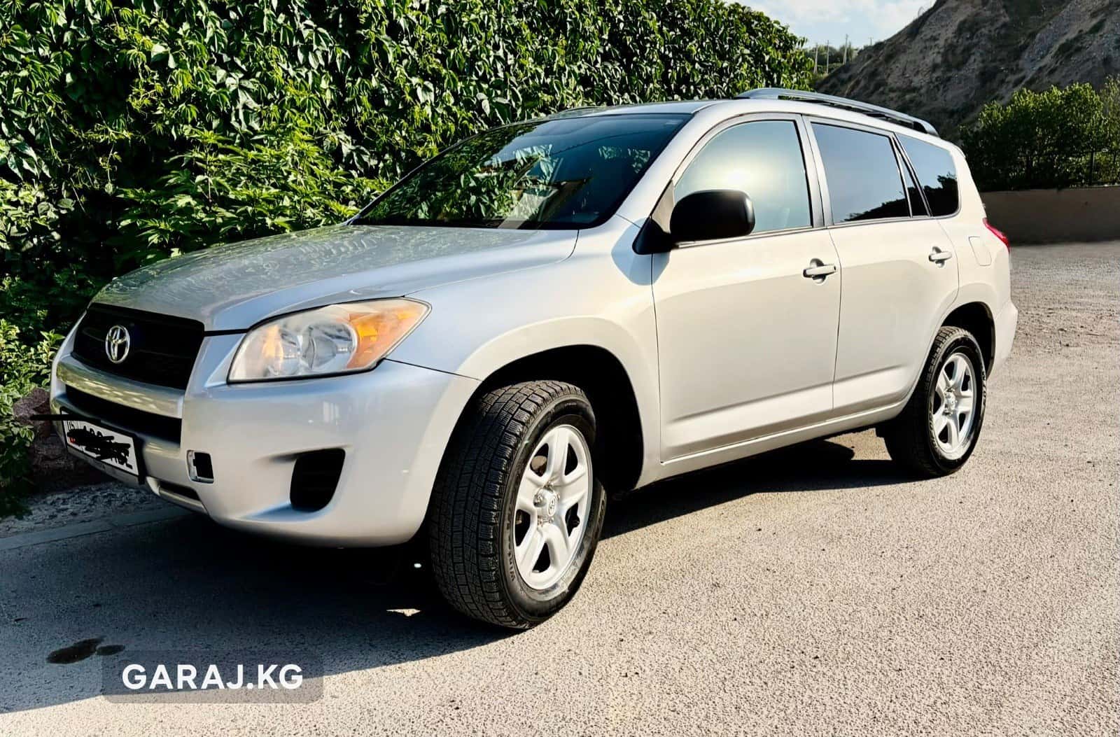 Toyota RAV4 2010, Бишкек
