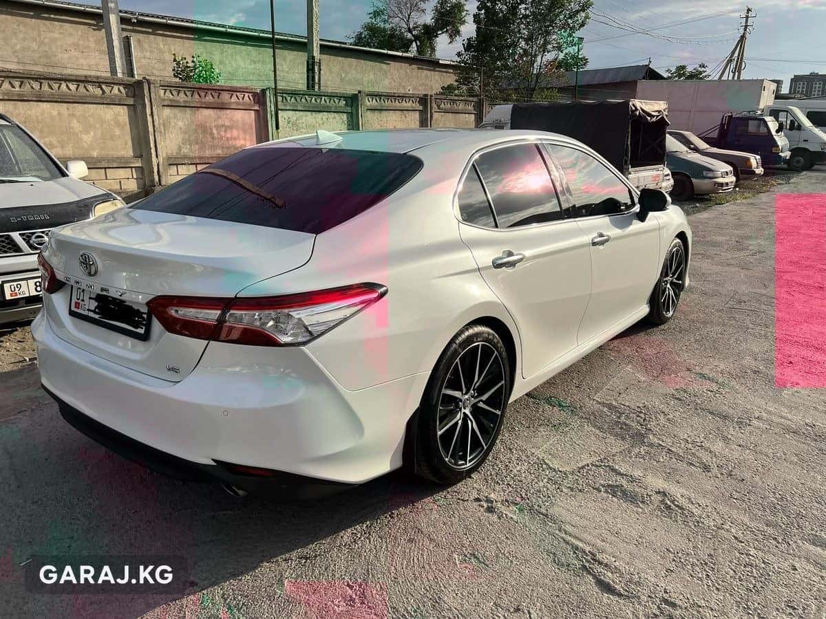 Toyota Camry 2018, Бишкек