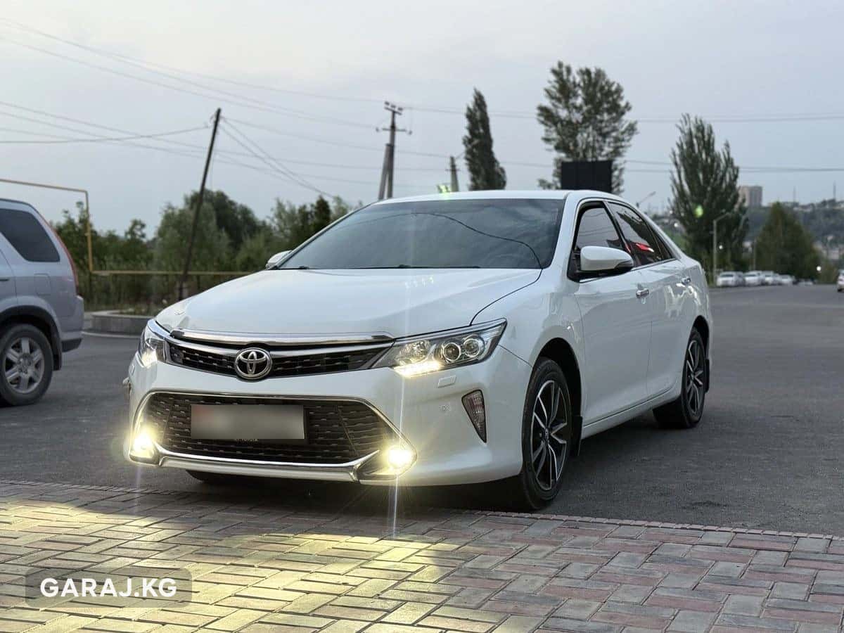 Toyota Camry 2017, Ош
