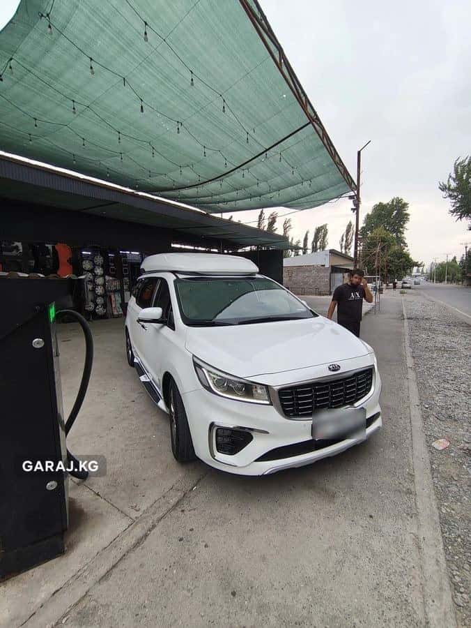 Kia Carnival 2019, Манас
